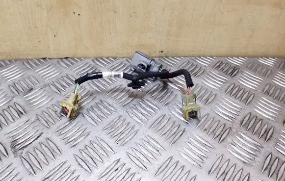 Ford Kuga II Fuel injector wires 9688246780