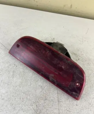 Jeep Cherokee III KJ Third/center stoplight PM393701A 393701A