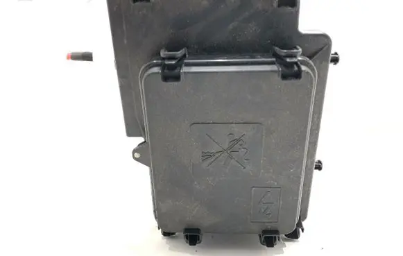 Renault Trafic III (X82) Fuse box set 284B03821R