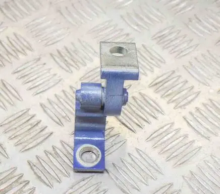Skoda Octavia Mk3 (5E) Front door upper hinge 7N0831402A