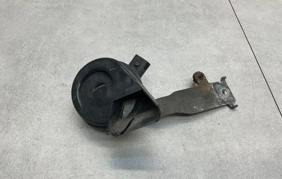 Audi A3 S3 8V Horn signal 8V0951210D