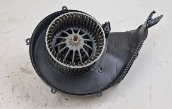 Land Rover Freelander 2 - LR2 Heater fan/blower 6G9N18D413AA