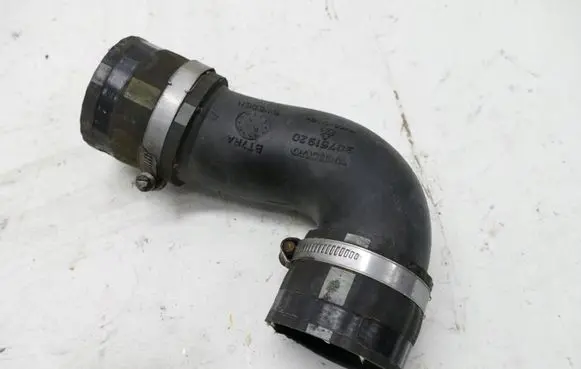 Volvo V50 Intercooler hose/pipe 30751920