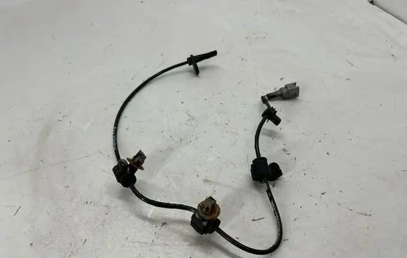 Subaru Forester SK ABS rear brake sensor 27540FL112