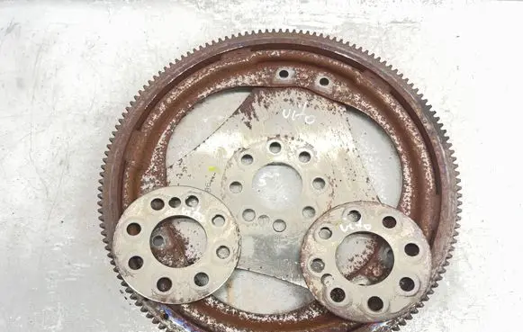 Mercedes-Benz Vito Viano W639 Flywheel 6110320147