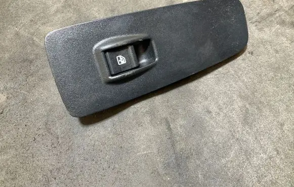 Citroen Jumper Electric window control switch 07356765190 30171231