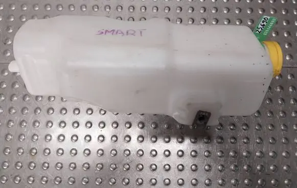 Windshield washer fluid reservoir/tank