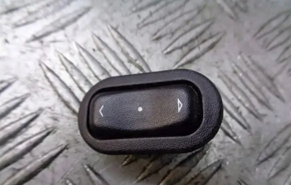 Opel Zafira A Quarter vent window switch 13363100