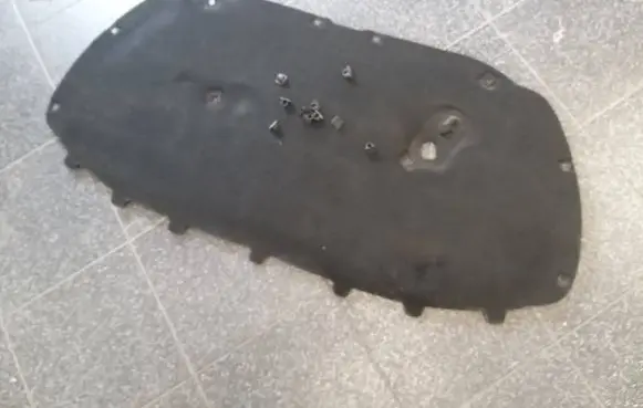 Volkswagen Polo V 6R Engine bonnet/hood sound/heat insulation 6R0863831B