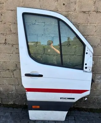 Hyundai Solati H350 Front door 