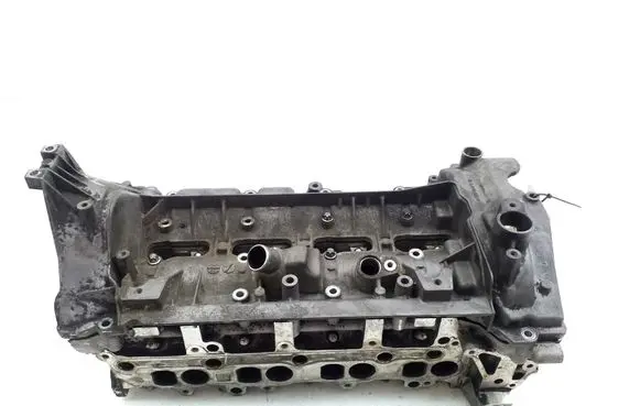 Mercedes-Benz A W169 Engine head 