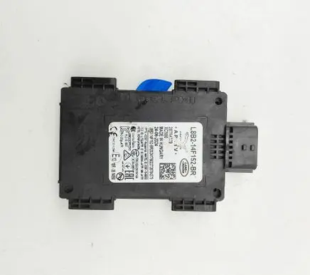 Land Rover Defender Blind spot module L8B214F152BR 28784379