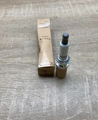 Audi A4 S4 B6 8E 8H Spark plug 101905620