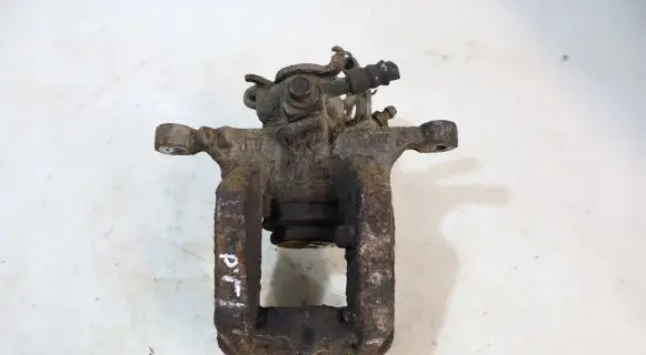 Chevrolet Cruze Rear brake caliper