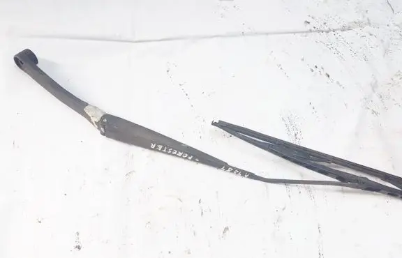 Subaru Forester SG Front wiper blade arm