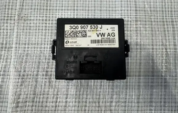 BMW 4 G22 G23 G24 G26 Gateway control module 3Q0907530J