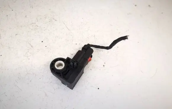 KIA Sorento Airbag deployment crash/impact sensor 959302p000 95930-2p000