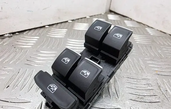Volkswagen Atlas Electric window control switch 5G0959857E