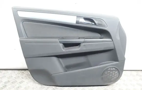 Opel Zafira B Front door card panel trim 13164484