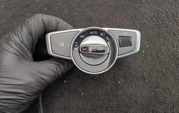 Mercedes-Benz C W205 Light switch A2229055508 10137012