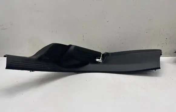 Mercedes-Benz GLB x247 Rear sill trim cover A2476904504