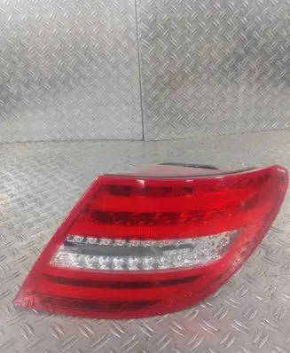 Rear/tail lights