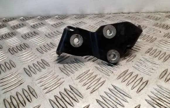 Other engine bay part