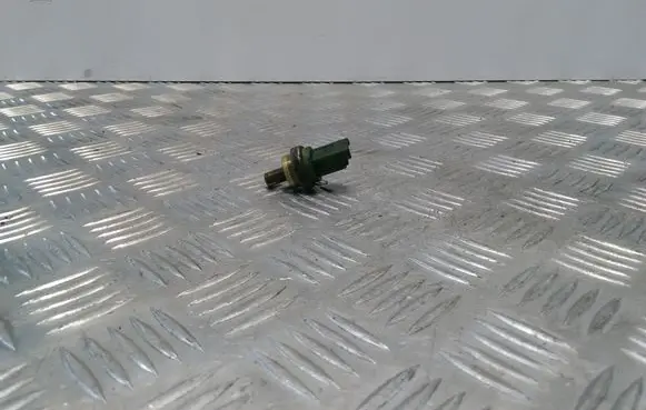 Coolant temperature sensor