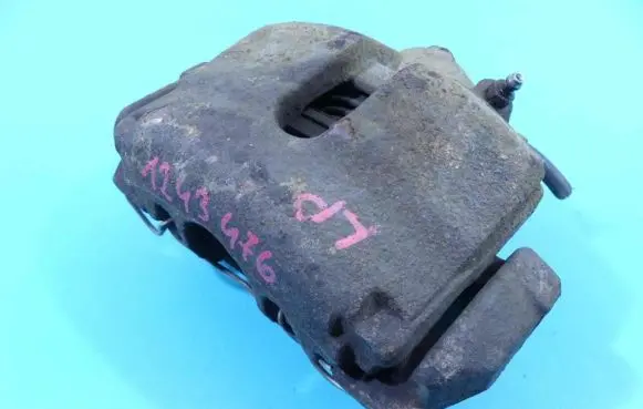Volkswagen PASSAT B6 Front brake caliper IMPRK1243476
