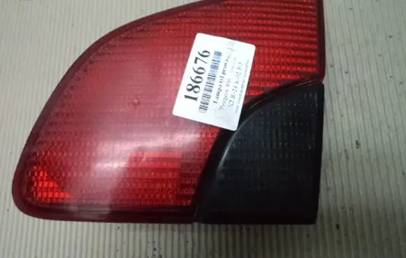 Peugeot 406 Rear/tail lights