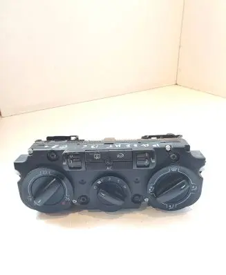 Volkswagen PASSAT B6 Climate control unit 3C2820045A