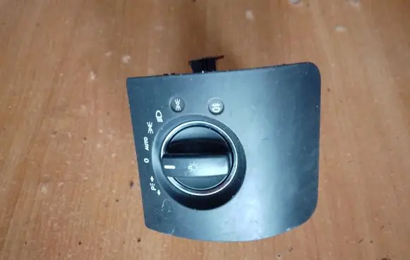Mercedes-Benz ML W164 Light switch A1645453704