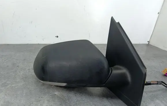 Volkswagen Polo IV 9N3 Front door electric wing mirror