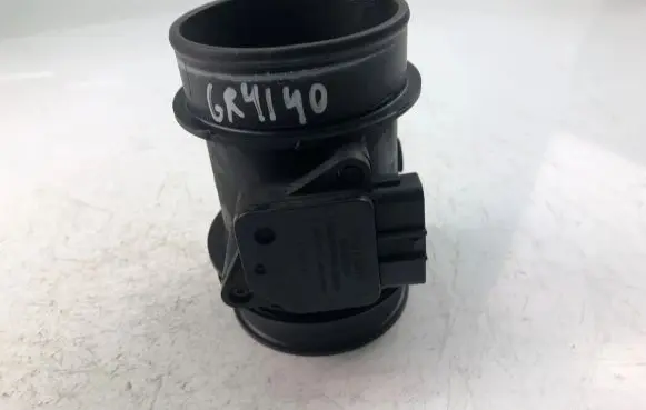 Volvo S60 Mass air flow meter 9202199