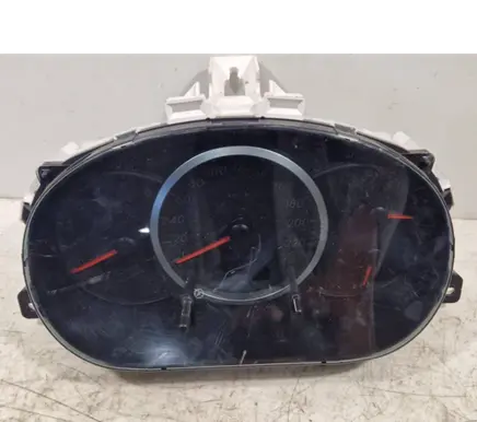Mazda 5 Speedometer (instrument cluster) C23555430