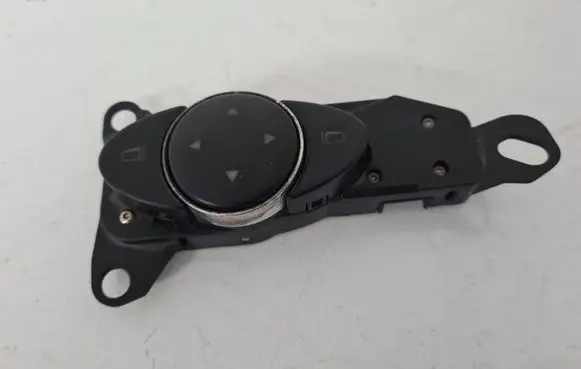 Mercedes-Benz E W211 Wing mirror switch 2118208310