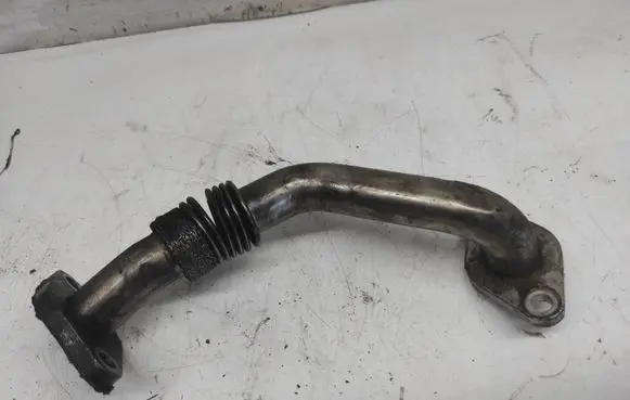 Audi A4 S4 B7 8E 8H EGR valve line/pipe/hose 038131521cb