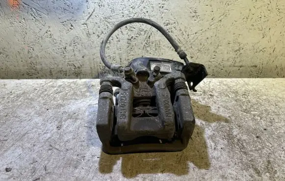 Rear brake caliper