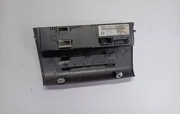 BMW 1 E81 E87 Climate control unit 9224545 090072403B A2C53388933