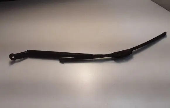 Toyota Prius (XW20) Front wiper blade arm 8521147070