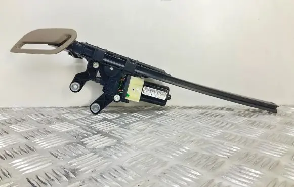 Audi A5 8T 8F Seat belt adjustment motor 8F0857760 8F0859762
