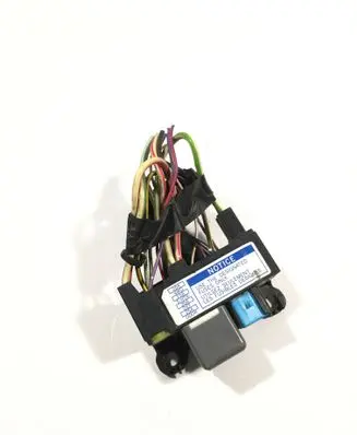 Toyota Hilux (AN10, AN20, AN30) Fuse box set 90987T2002 AH1567003130