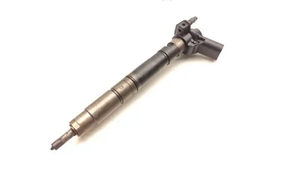 Volkswagen Golf VI Fuel injector 03L130277 0445116030