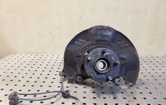 Subaru Outback Front wheel hub
