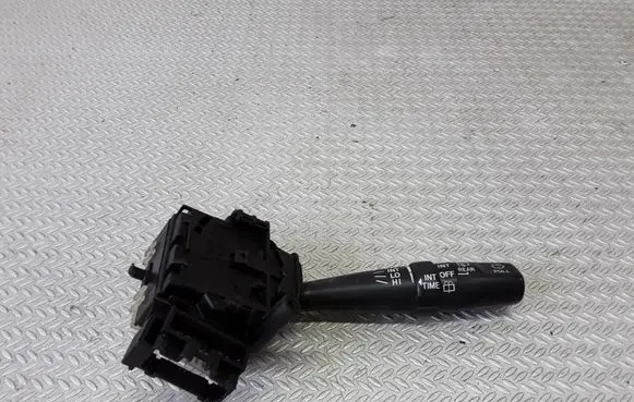 Toyota Avensis Verso Wiper control stalk 173654LH