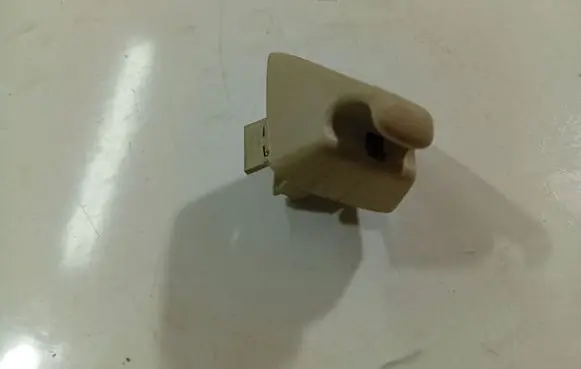 Volvo S80 Sun visor clip/hook/bracket 