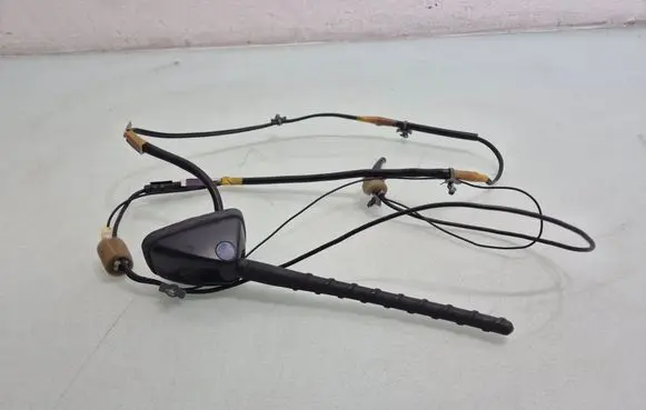 Nissan Murano Z50 Radio antenna V301659E