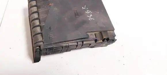 Volkswagen PASSAT B6 Fuse box cover 1k0937132f 1k0.937.132f
