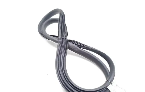 Ford Fiesta Rear door rubber seal (on body) 