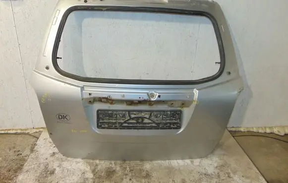 SsangYong Rexton Tailgate/trunk/boot lid 6400108302